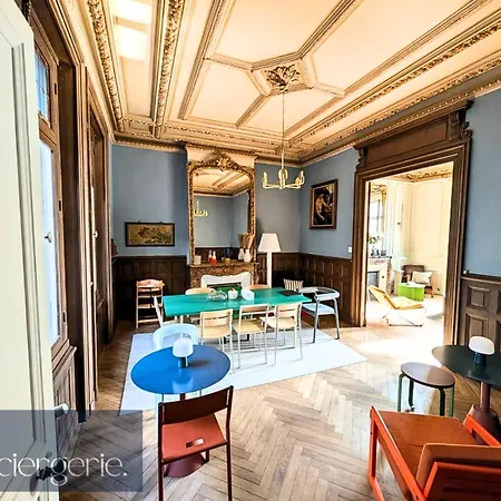 A Louer Au Sein D'une Auberge- Maillochon- Gare - - 酒店 普瓦捷