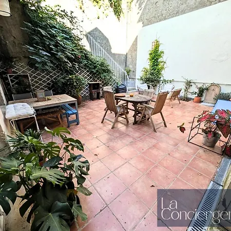 酒店 A Louer Au Sein D'une Auberge- Maillochon- Gare - -