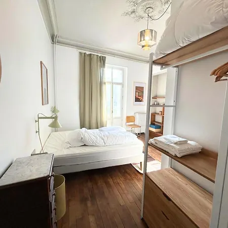 Hotel A Louer Au Sein D'une Auberge- Maillochon- Gare - - *