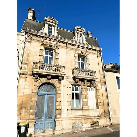 A Louer Au Sein D'une Auberge- Maillochon- Gare - - Otel Puvatya