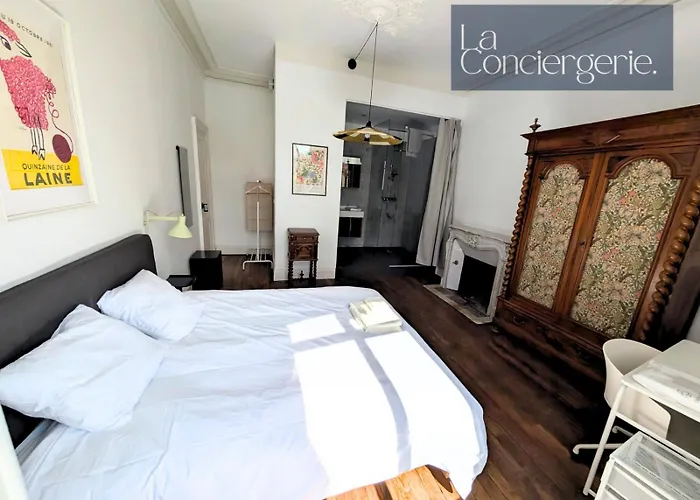 Hotel A Louer Au Sein D'une Auberge- Maillochon- Gare - - Poitiers