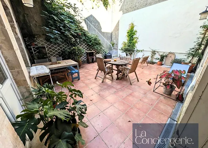 Hotel A Louer Au Sein D'une Auberge- Maillochon- Gare - -