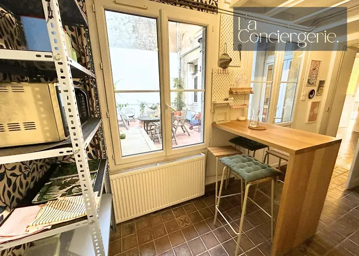 A Louer Au Sein D'une Auberge- Maillochon- Gare - - Poitiers