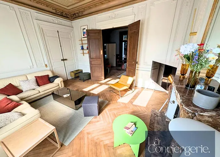 A Louer Au Sein D'une Auberge- Maillochon- Gare - - * Poitiers